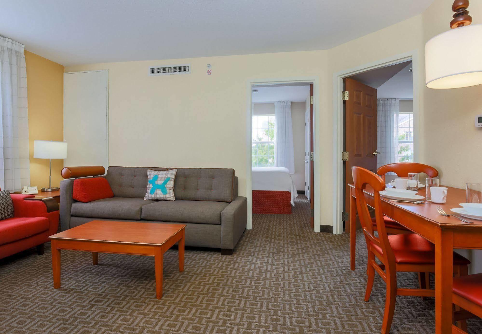 Towneplace Suites By Marriott Austin Arboretum/The Domain Area Экстерьер фото